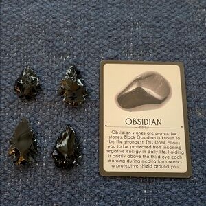 Obsidian Stone Arrowhead Set of 4 - Black